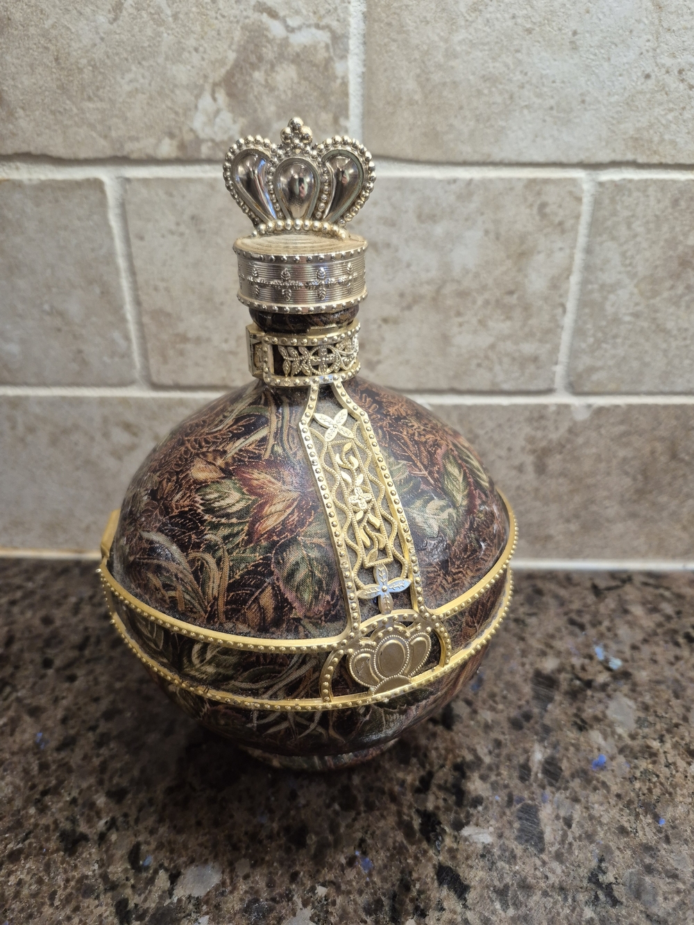 Vintage Empty Royale Deluxe Chambord Liqueur‎ Decanter Bottle Crown 750 ml RARE